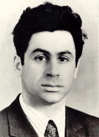 13.jpg 580659035.jpg