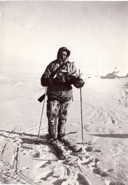 Файл:16. урванцев на северной земле.jpg
