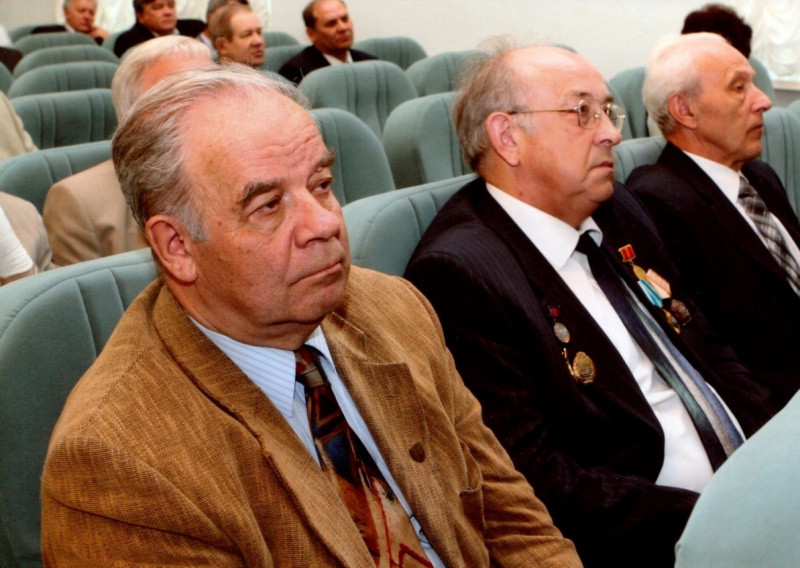 Файл:Шварцев, Ушаков.jpg