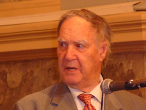 Сергей Капица.jpg