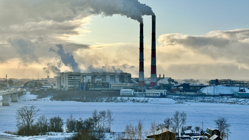 Файл:Kemerovo Thermal power plant (December 2022) - 1.jpg