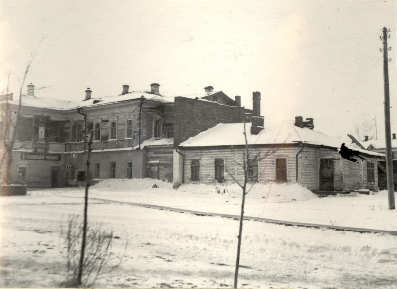 Файл:Студгородок. Общежитие №4. 1950 г. Фонд НТБ ТПУ.jpeg