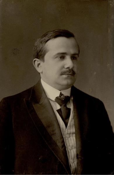 Файл:Гомелля С.П. Фото 1913 г. Фонд НТБ ТПУ.jpg