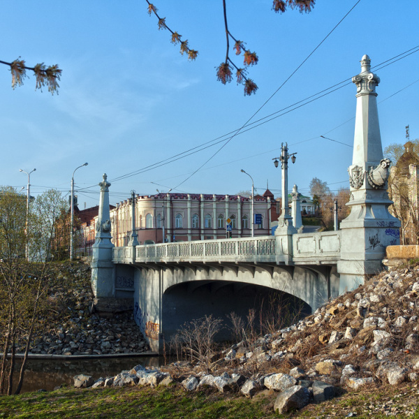 Файл:Stone bridge (Tomsk)-1-.jpg