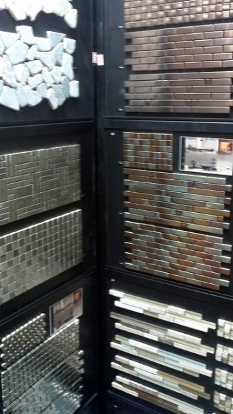 Файл:Tile flooring 5046.jpg