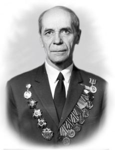Семенов Юрий нов.jpg
