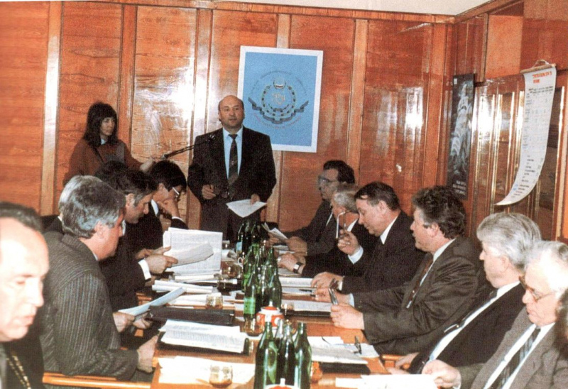 Файл:Первое заседание Совета попечителей ТПУ. 1992 г..jpg